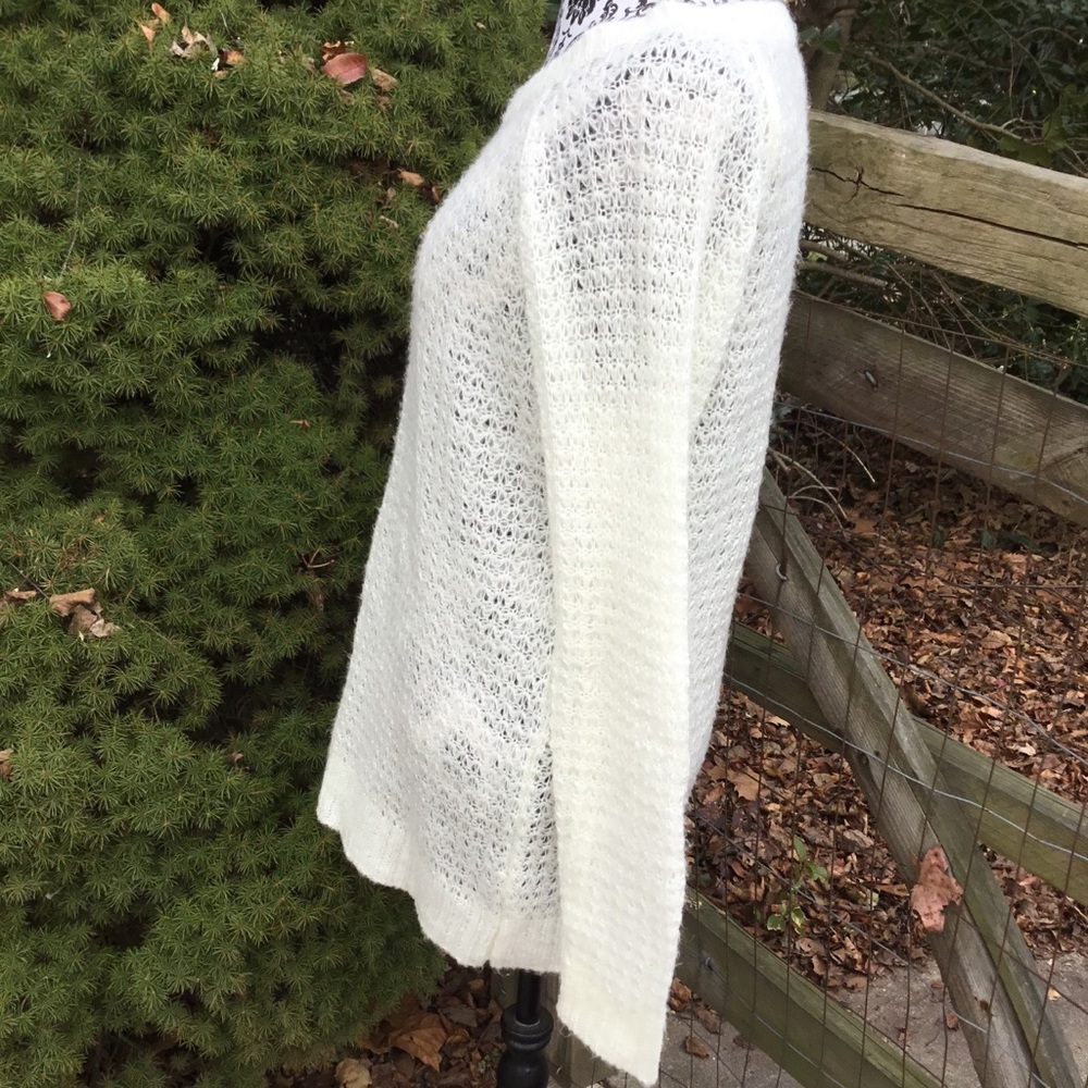 Sweater - Picture 7 of 7